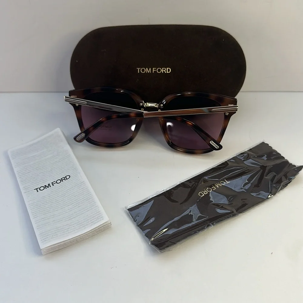 💯- New Authentic TOM FORD TF1014 52Y Philippa 68MM Square Sunglasses